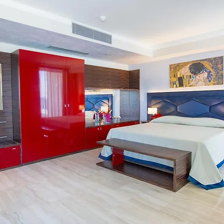 Victoria Palace Отель 4*