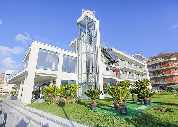 Victoria Palace Otel 4*