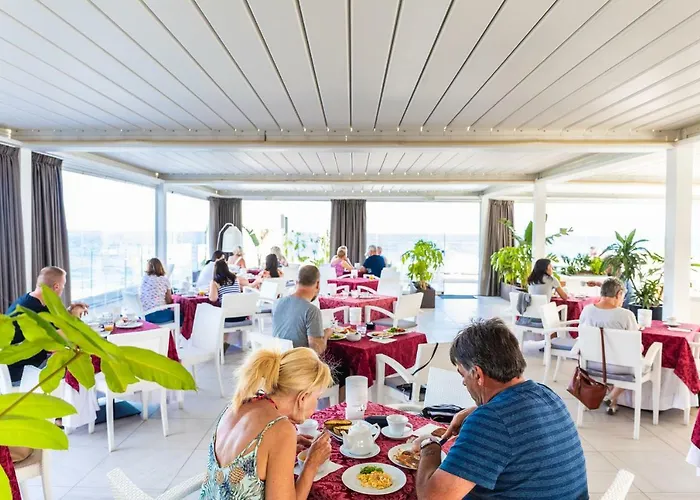 Victoria Palace 4* Cefalù