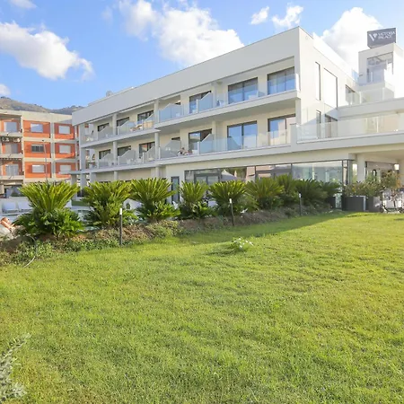 ホテル Victoria Palace チェファル