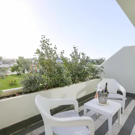 Victoria Palace ホテル