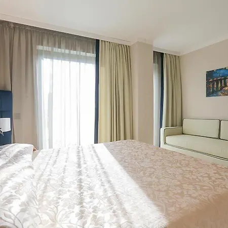 Victoria Palace Hotel Cefalú