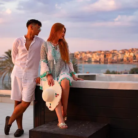 Victoria Palace ホテル