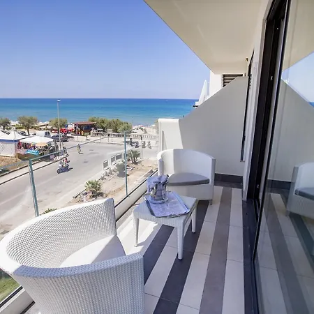 Victoria Palace 4*