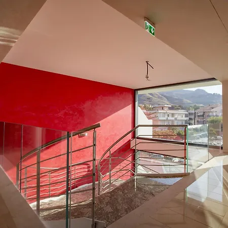Ξενοδοχείο Victoria Palace 4*