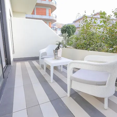 Victoria Palace チェファル