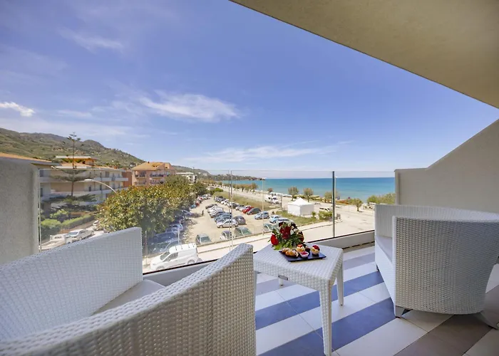 Victoria Palace Hotel 4*