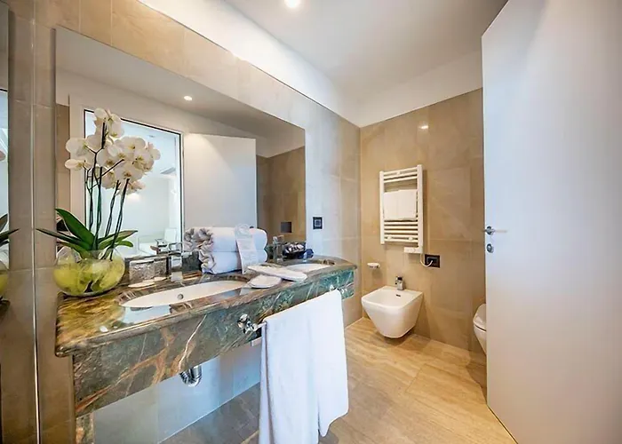 Hotel Victoria Palace 4*