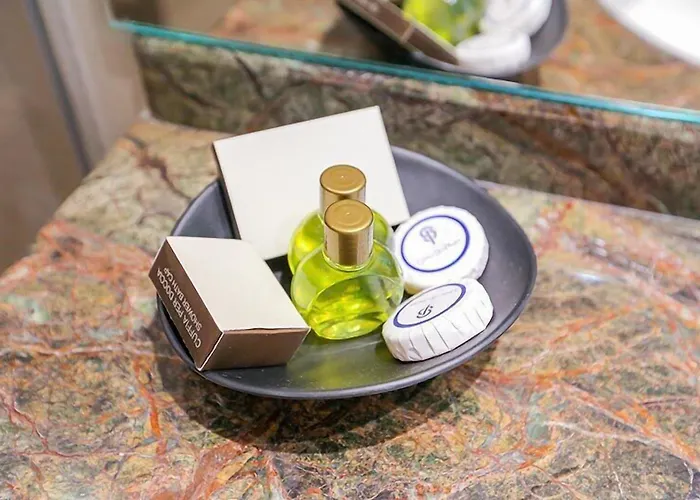 Victoria Palace Hotel 4*