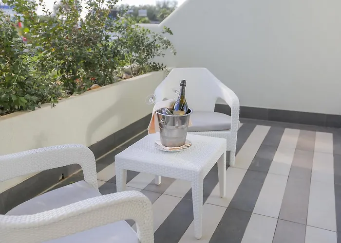 Victoria Palace Hotel 4*