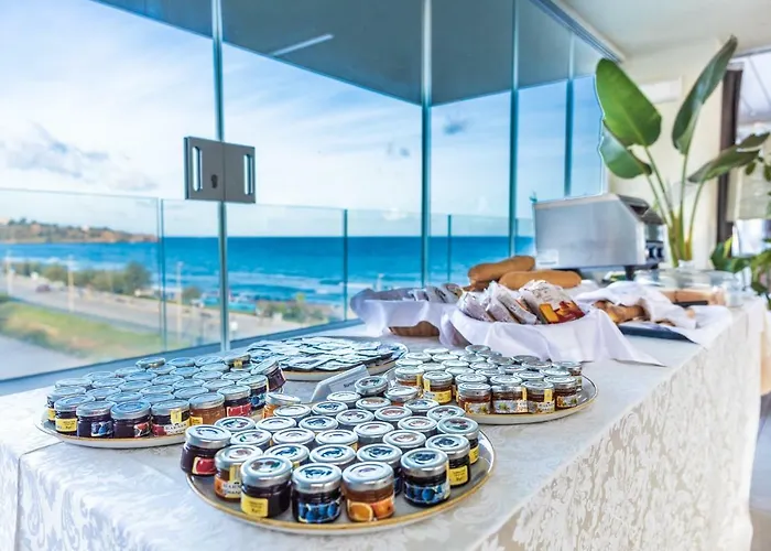 Victoria Palace Hotel 4*